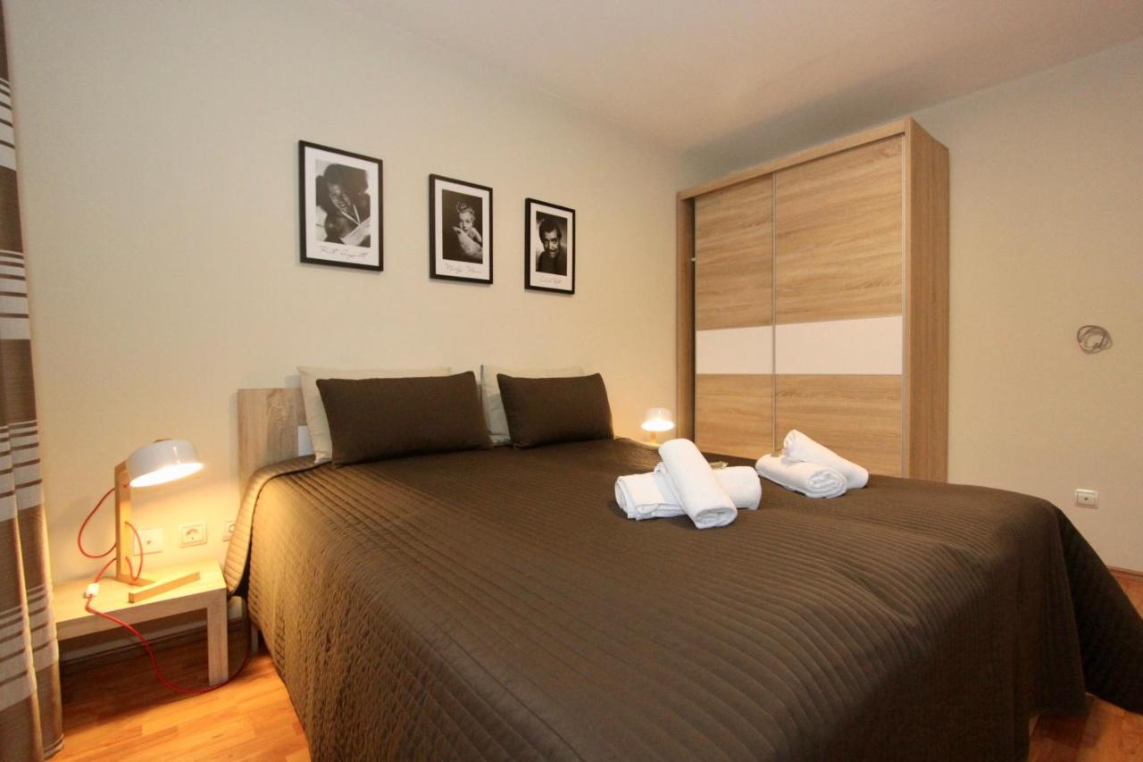 Cozy Apartments In Belgrade, Cukarica, Zeleznik, Free Parking And Wifi Exterior photo
